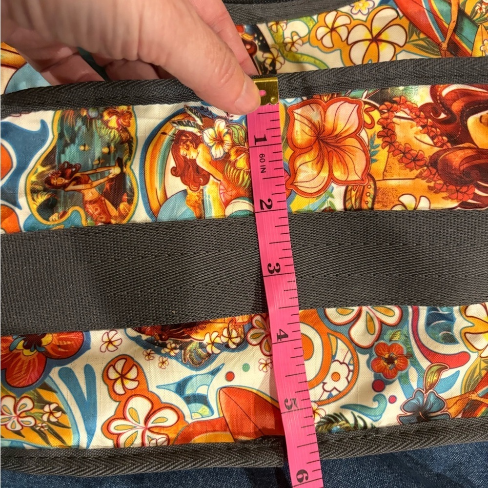 LeSportsac rare Hawaiian print nylon shoulder bag - Picture 7 of 7